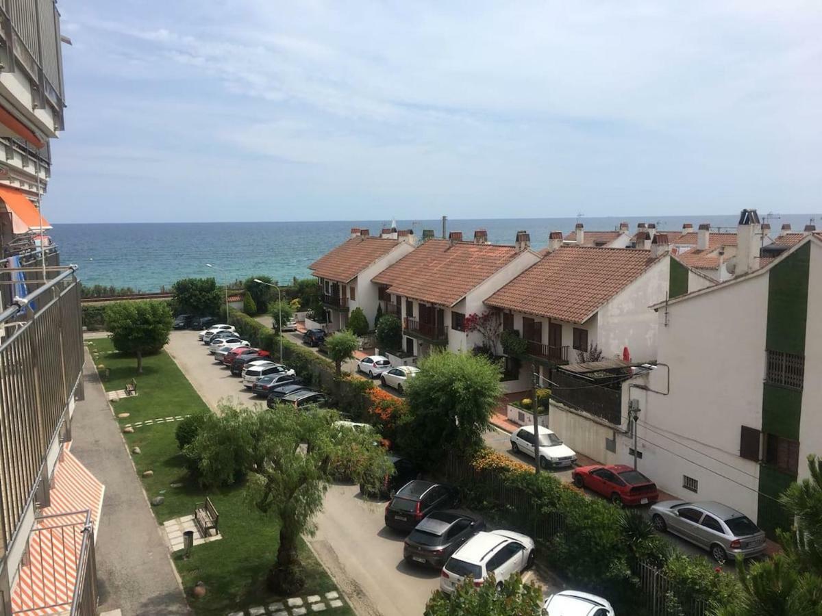 Precioso Apartamento En La Playa Barcelona Cabrera de Mar Dış mekan fotoğraf