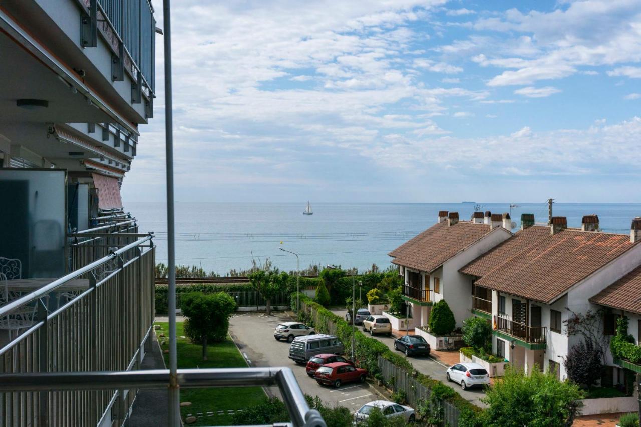 Precioso Apartamento En La Playa Barcelona Cabrera de Mar Dış mekan fotoğraf